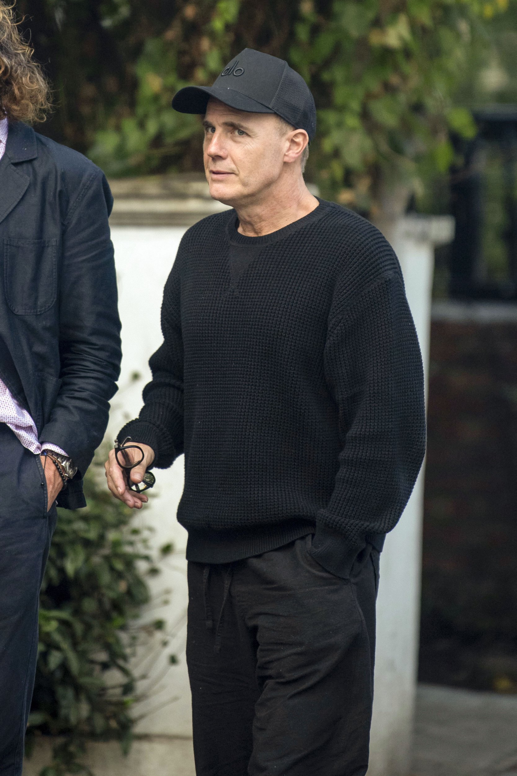 Gary Barlow’s friends reassure all is fine after unflattering photos