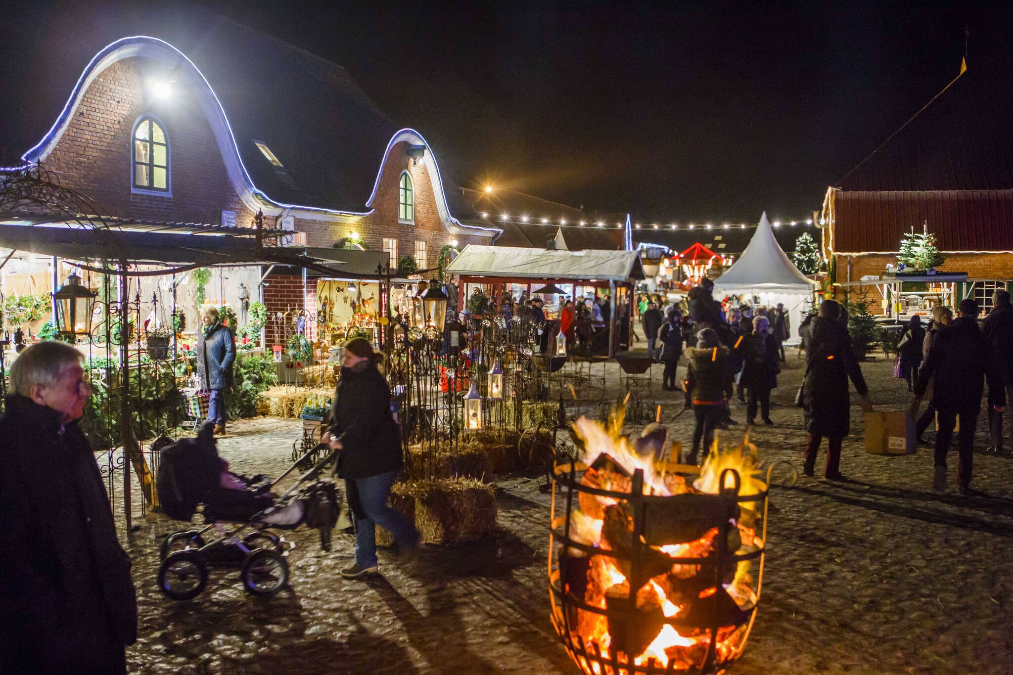 Der schönste Weihnachtsmarkt, den du von Hamburg in maximal einer ...