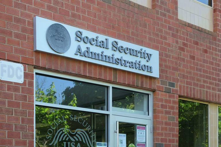 Texas Social Security checks are going up in 2027. Could cuts be on the ...