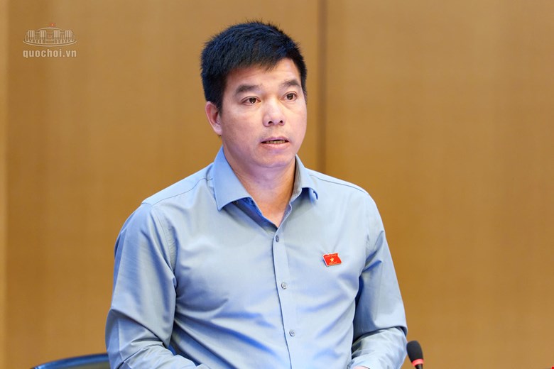 Đề xuất công an cấp xã trực tiếp xử lý hành vi hút thuốc tại địa điểm cấm trên địa bàn