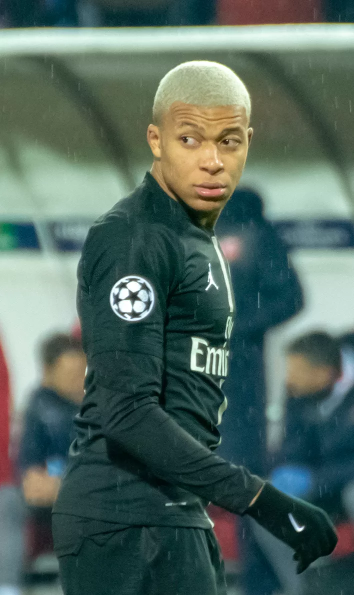Kylian Mbappé : rupture avec son avocate, le clan change de cap