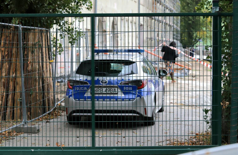 16-latek z Warszawy zatrzymany. Planował zabójstwa wielu osób. W domu ...