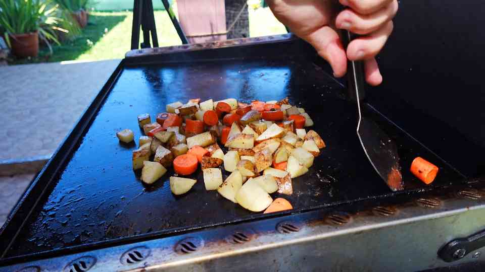 The weeknight steak meal that does not destroy the grocery budget