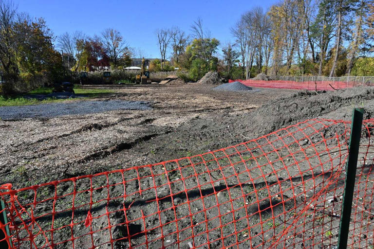 Scaffolds & cranes: Work begins on new retail plaza on Wolf Road in Colonie