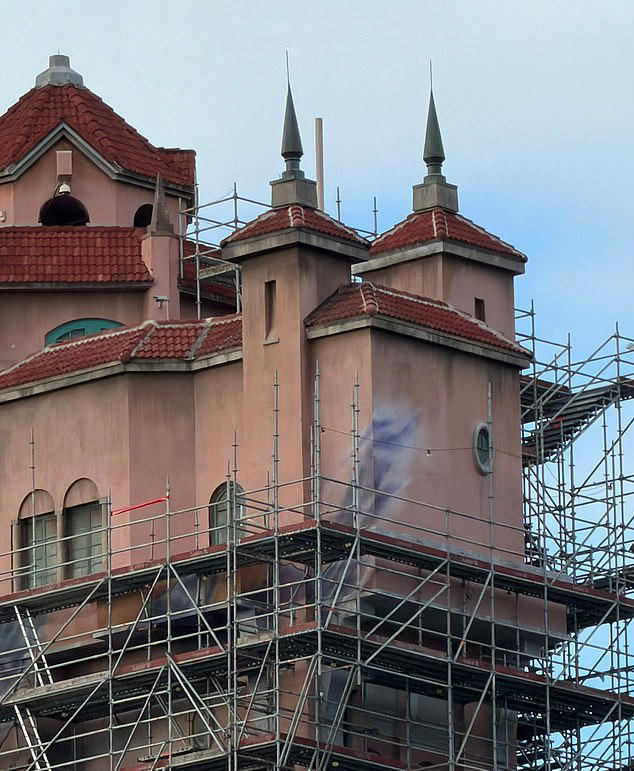 Rumors erupt that Disney World is changing iconic ride after 32 years ...