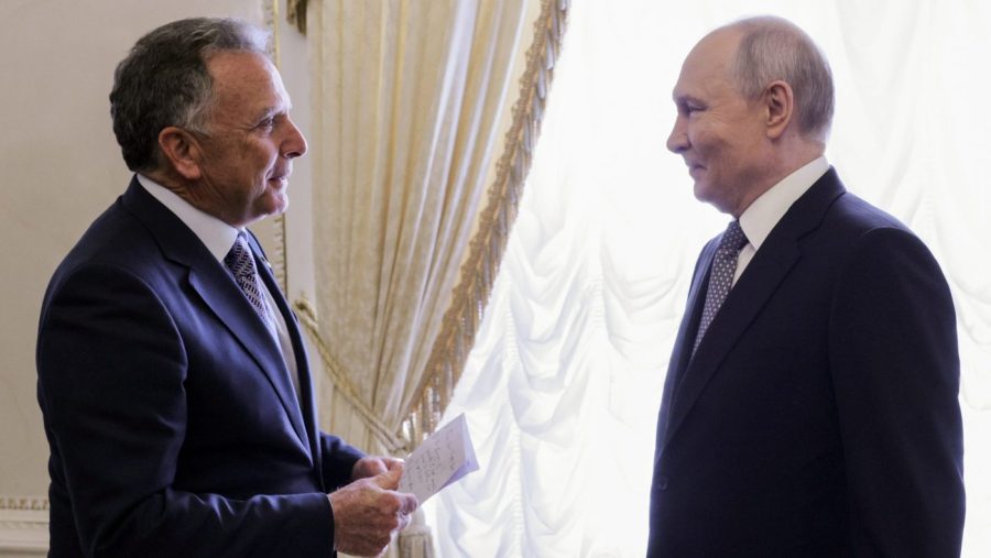 Fox News host: Russians must be laughing their heads off over Witkoff ...