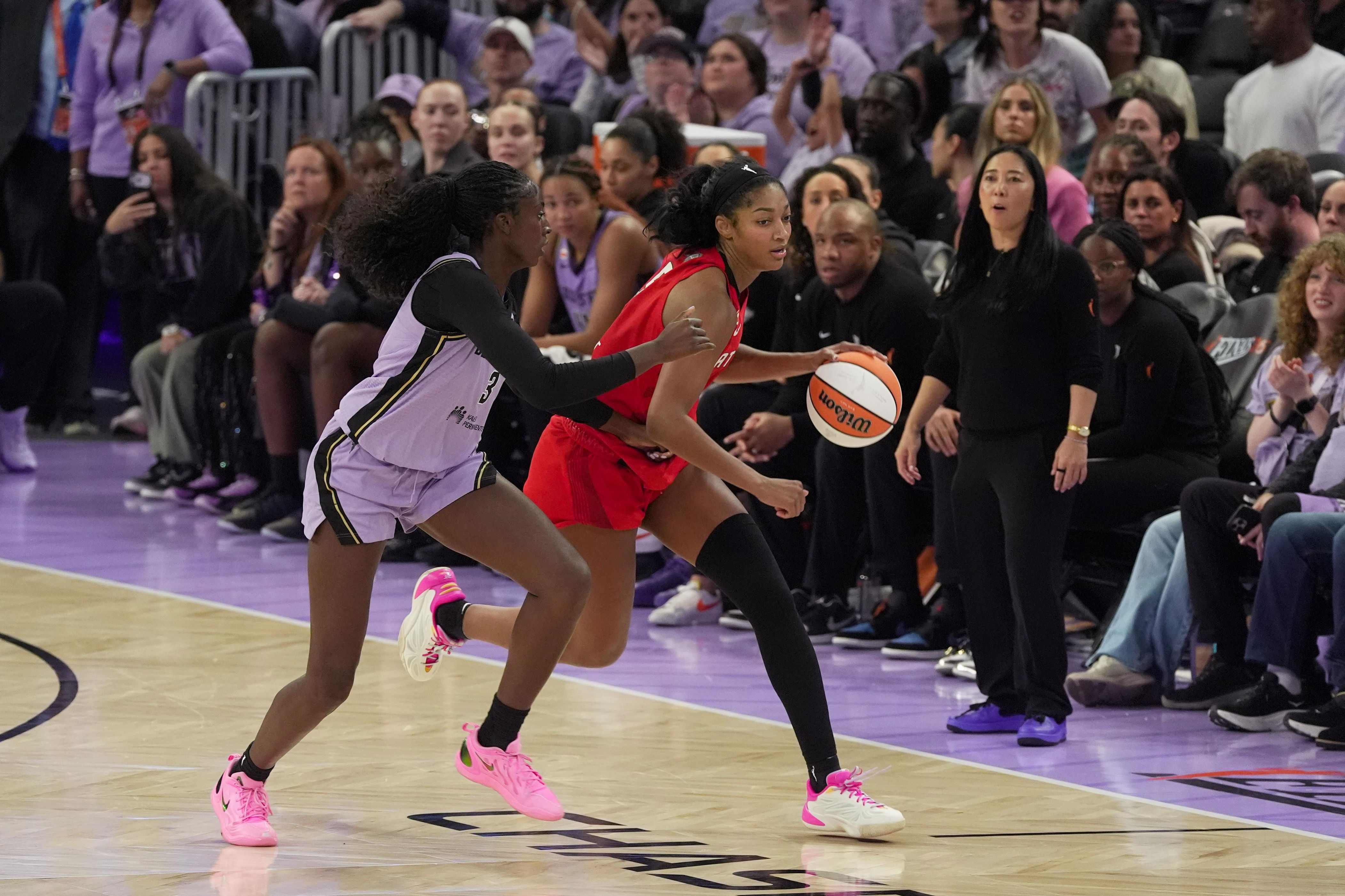 WNBA Finals Game 3 discussion: How will head coach Natalie Nakase and ...
