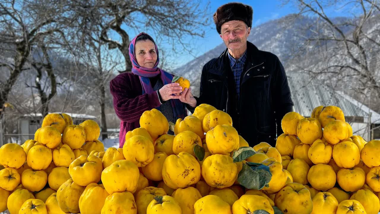 Watch an Azerbaijani family prepare oven-baked quince stuffed with beef ...