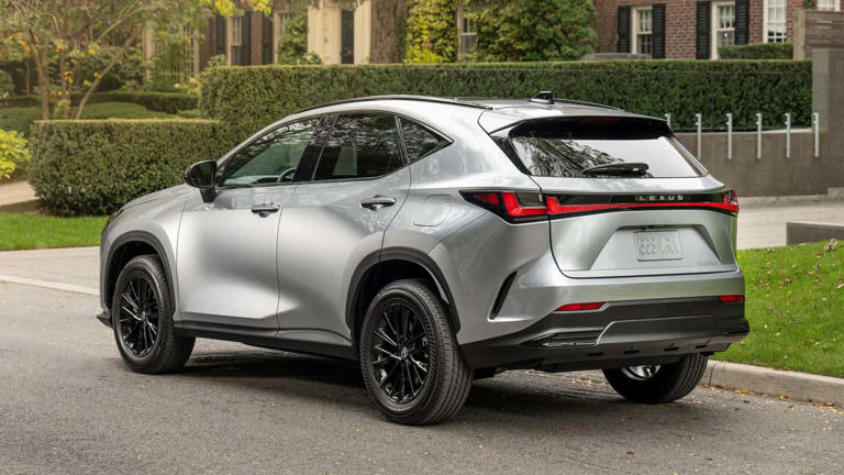 Lexus NX goes hybrid only for 2027