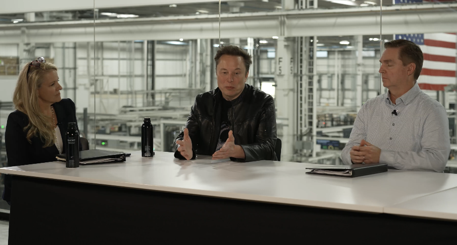 SpaceX earnings, tech sell-off lead to rocky week for investors