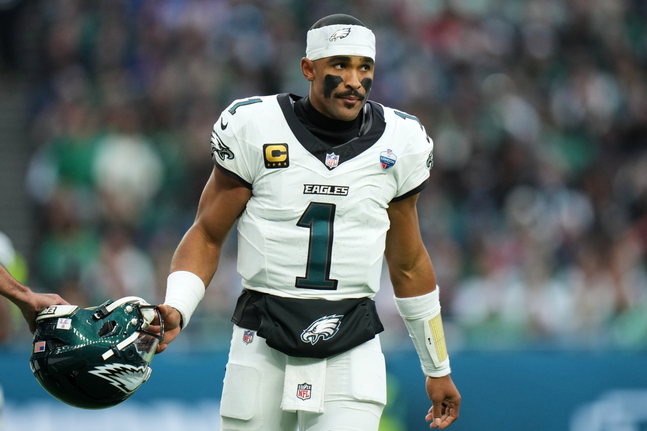 NFL defends treatment of star quarterback who played with blood clot