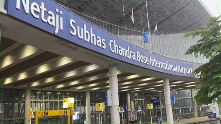 CISF seizes US dollars worth Rs 1.13 crore from two passengers at ...