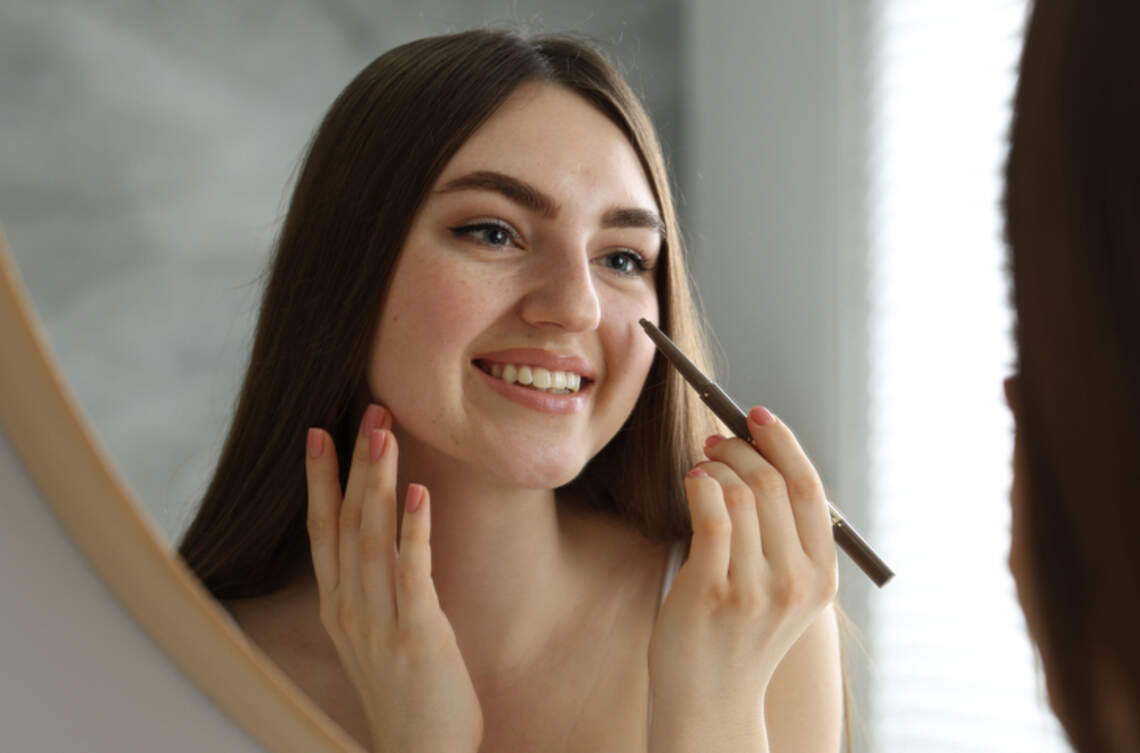 Why everyone is suddenly faking freckles and beauty brands are taking ...