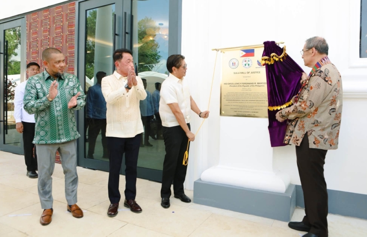 Sulu unveils new Hall of Justice