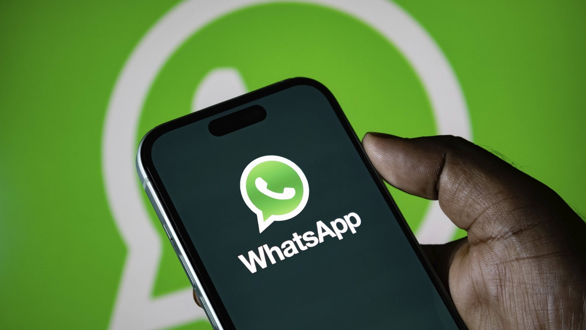 Gefälschte WhatsApp-App im Play Store: Über 500.000 Downloads durch ...