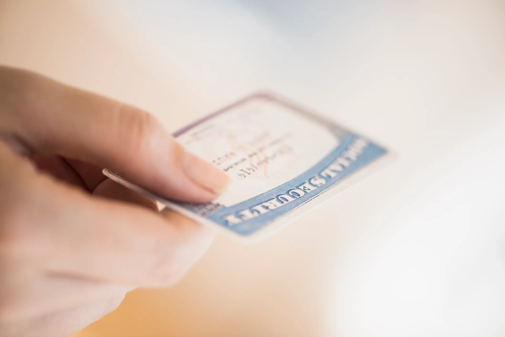 You have $500,000 in a 401(k). Here’s when to claim Social Security