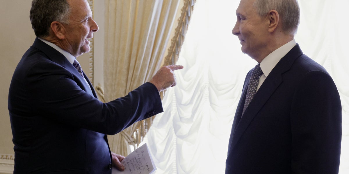 GOP senator blasts Trump's Ukraine envoy for calling Putin a humanitarian