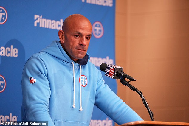 Titans coach Robert Saleh urges rival NFL teams to sign player who was ...