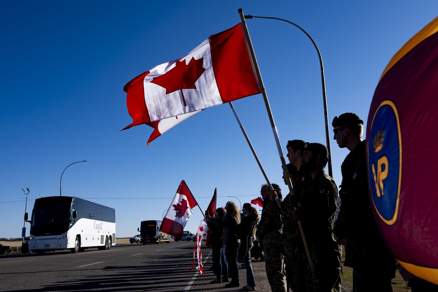 'Wainwright stands with you': Residents line highway to support ...
