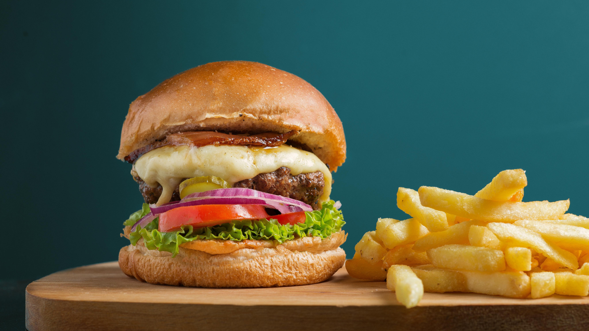 Sorry McDonalds: The 10 worst fast food burgers & the 10 best