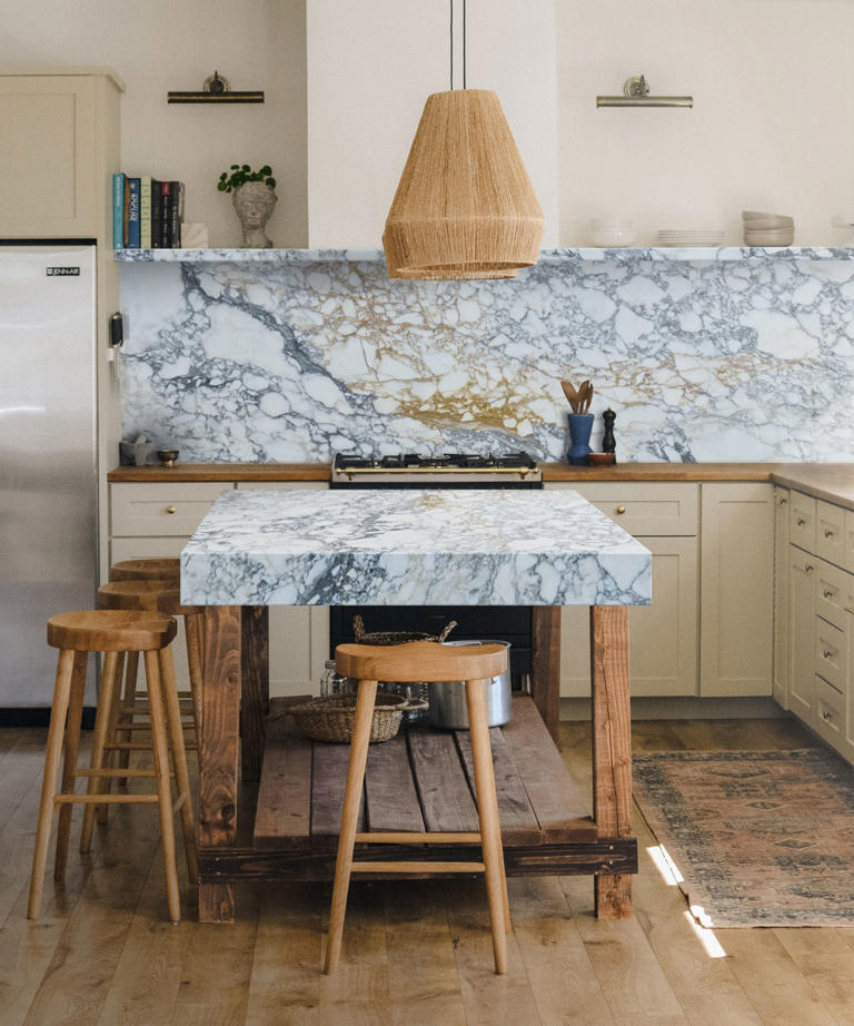 12 kitchen splashback ideas that shun the tiled rectangle