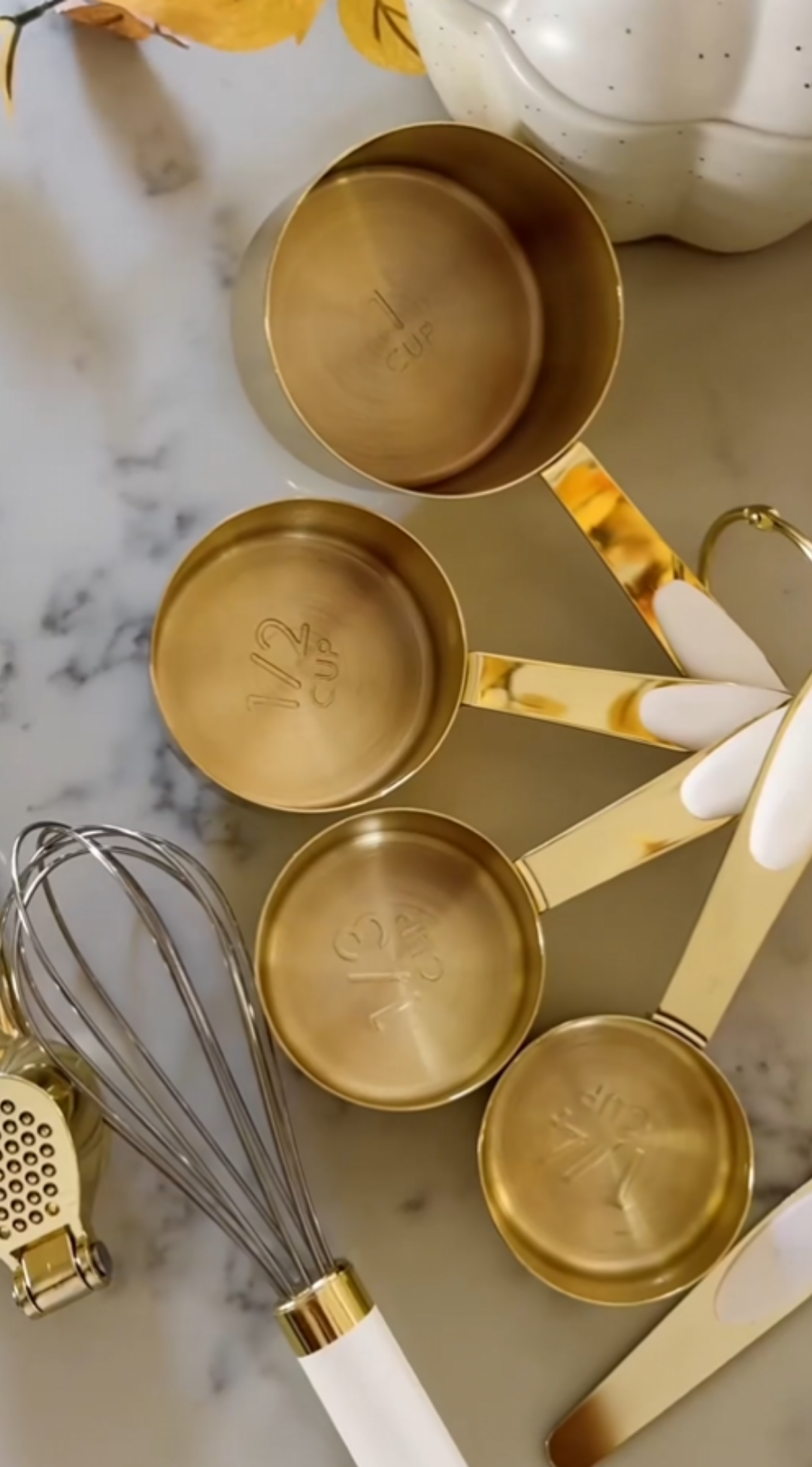 Gold kitchen accessories that add elegance to your space
