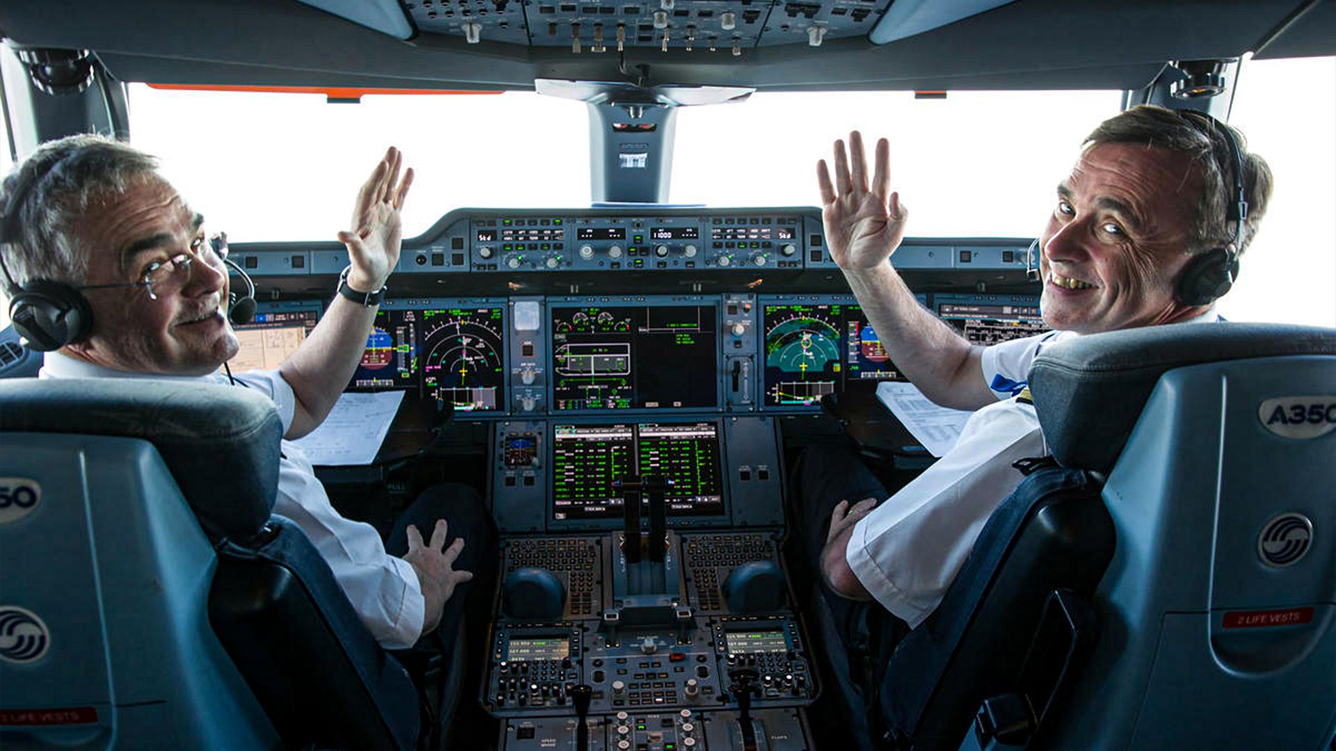 How much money do Airbus A350 pilots earn in 2026?