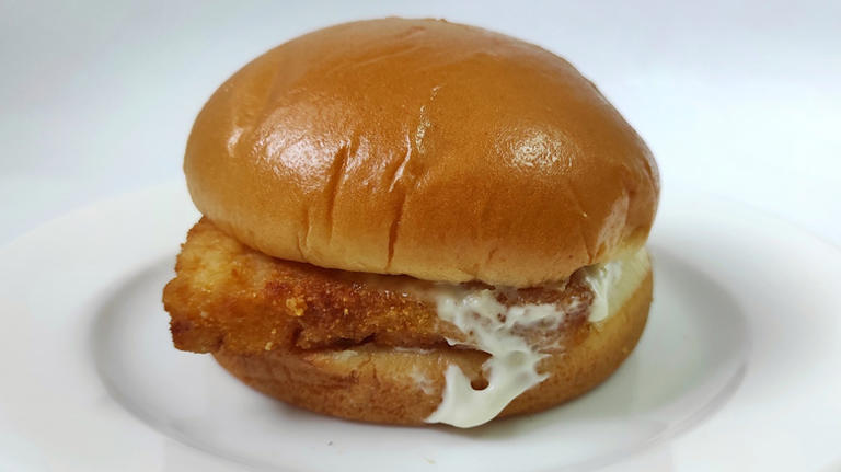 What type of fish does Burger King use for its sandwich?