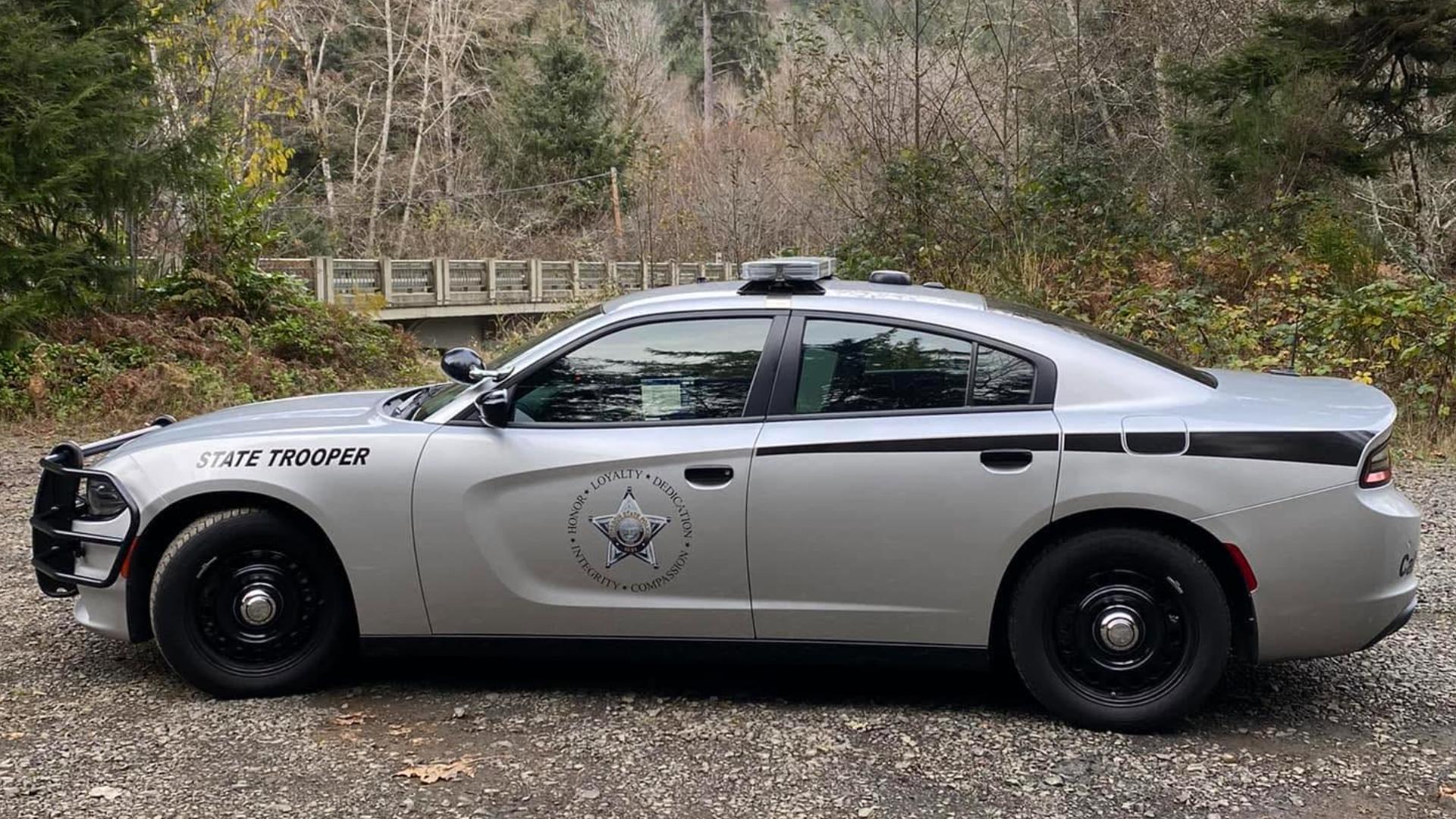 Police: 1 killed, 4 injured in eastern Oregon crash