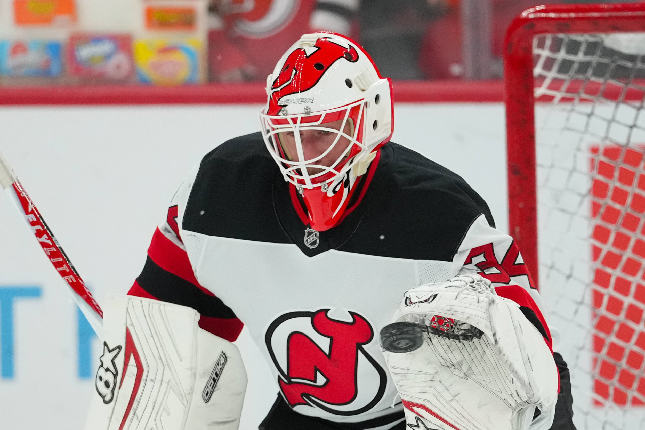 Devils, Jake Allen outlast Avalanche on special night