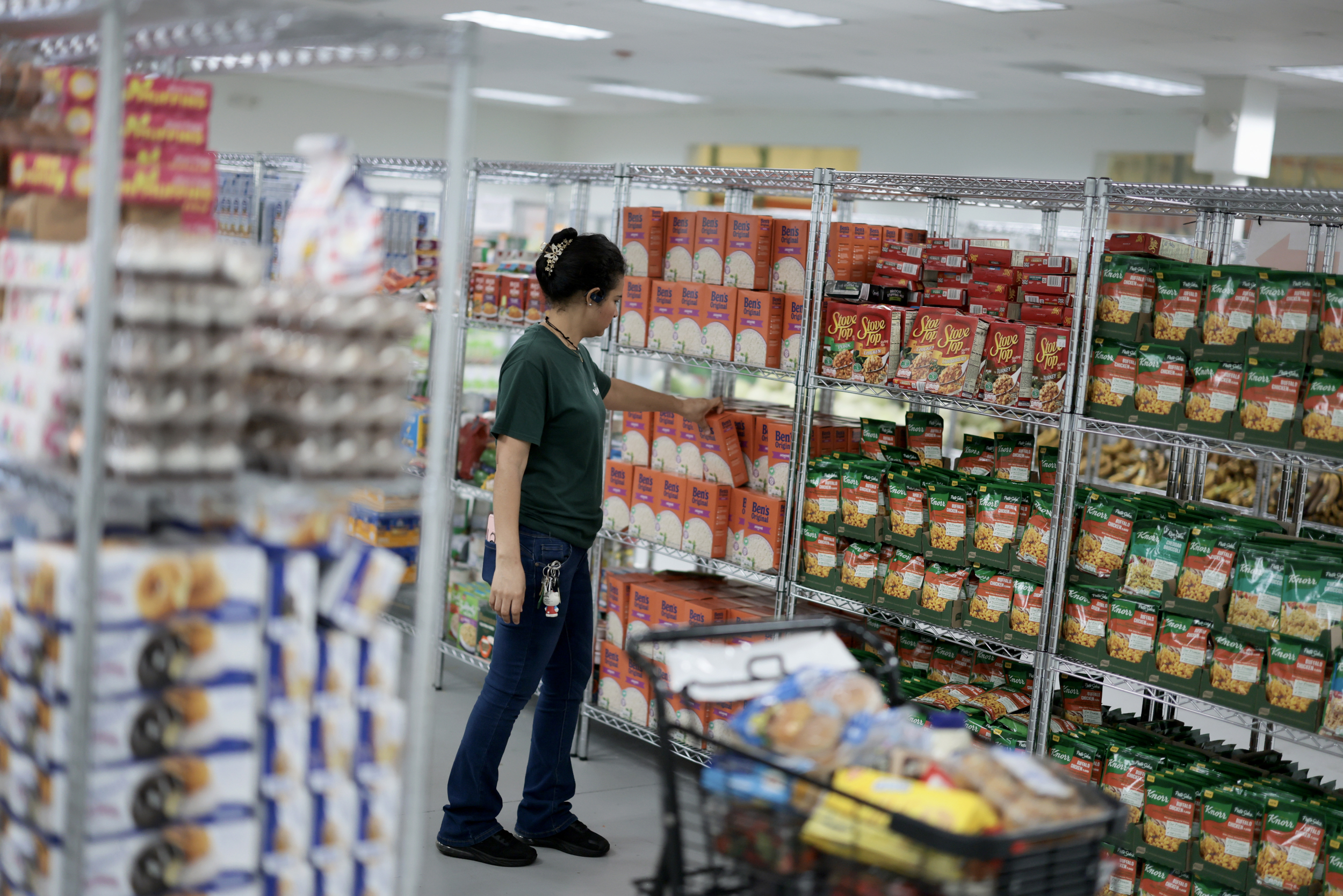 Over 10% of Americans say they received food from a food bank or pantry ...