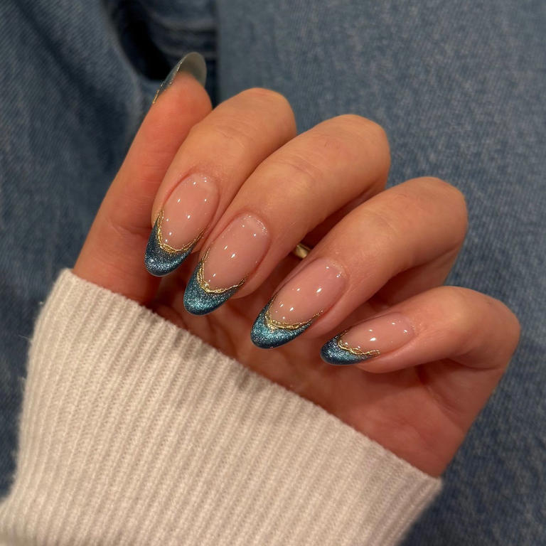 15 stylish blue nail designs to try for fall, from baby blue to cobalt