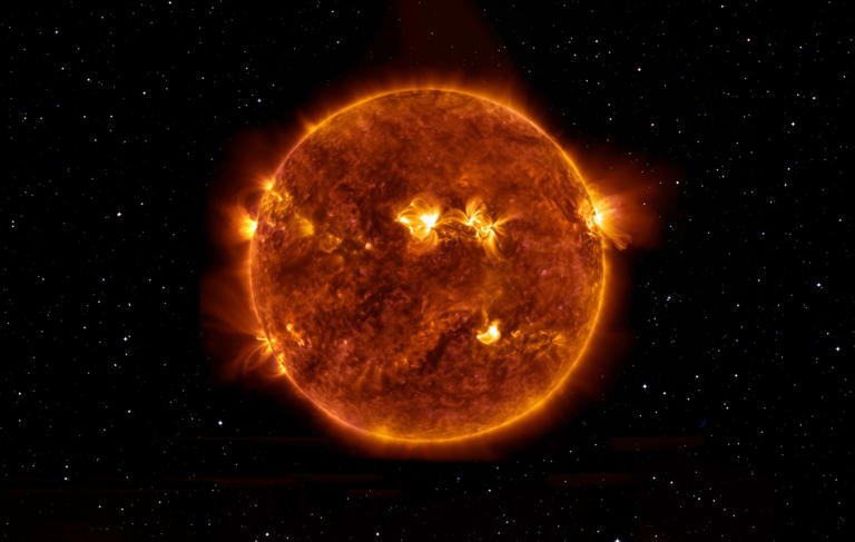 Solar storm fears as 'modest' flare soaks plane with 1.5 times more ...