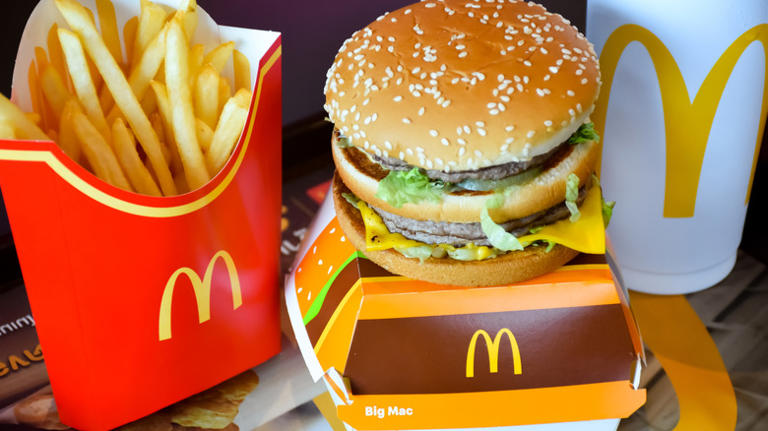 Why McDonald's will never sell onion rings