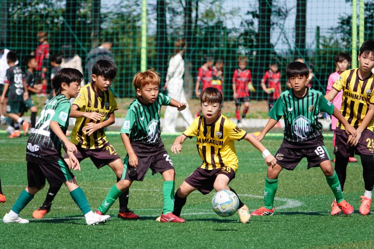 Nomadic youth football clubs struggle for training grounds