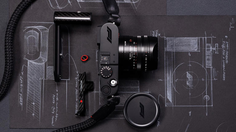 Leica's luxury compact gets the Formula One treatment – the Q3 43 F1 ...