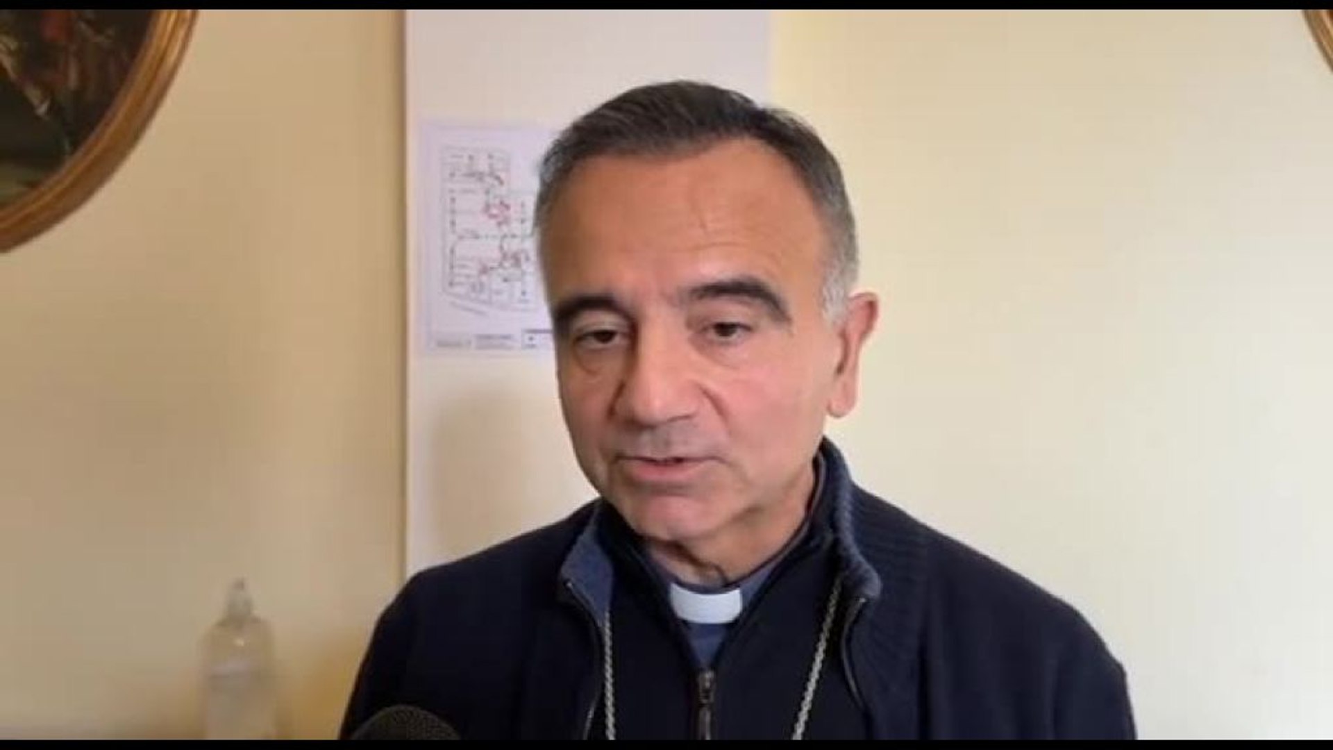 Cortei, mons. Castellucci: condannare violenza ma ascoltare giovani