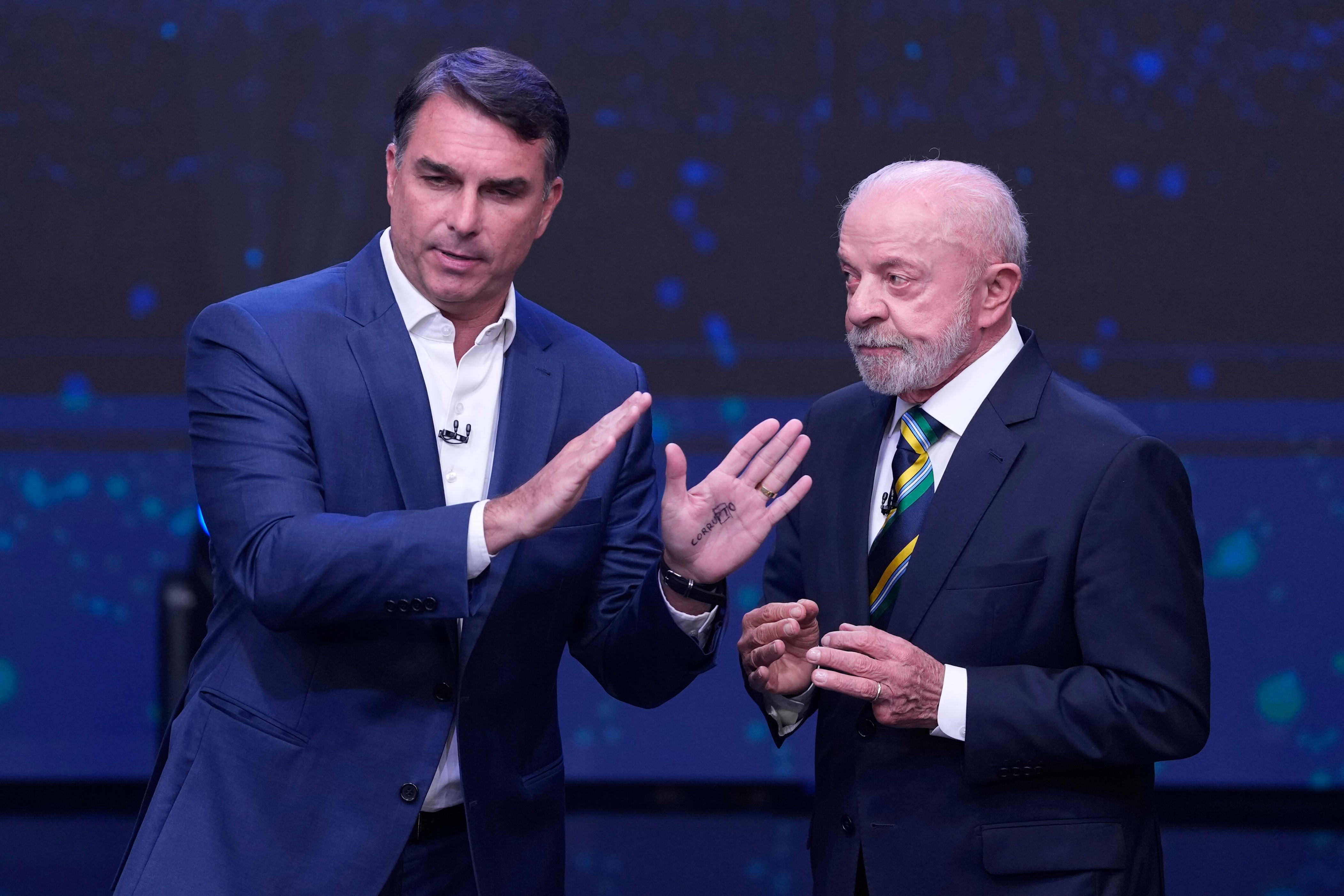 Mobile phone theft shapes Brazil's election battle