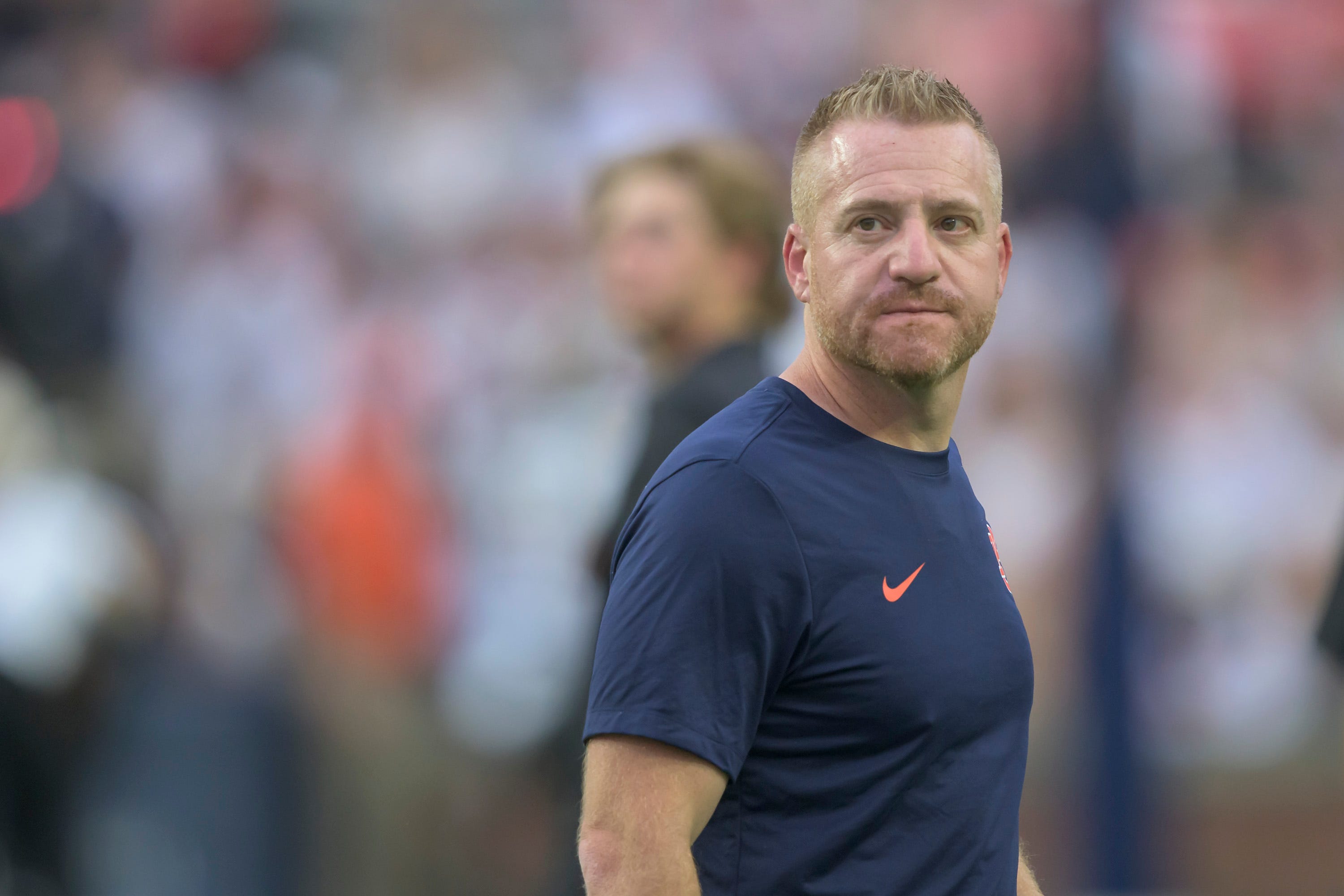 Alex Golesh addresses Xavier Atkins exit, Auburn football linebacker ...