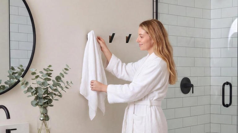 Scrap bulky shelves: Store towels with this modern-style alternative