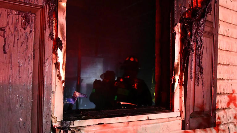 Family escapes early morning house fire, dog still missing
