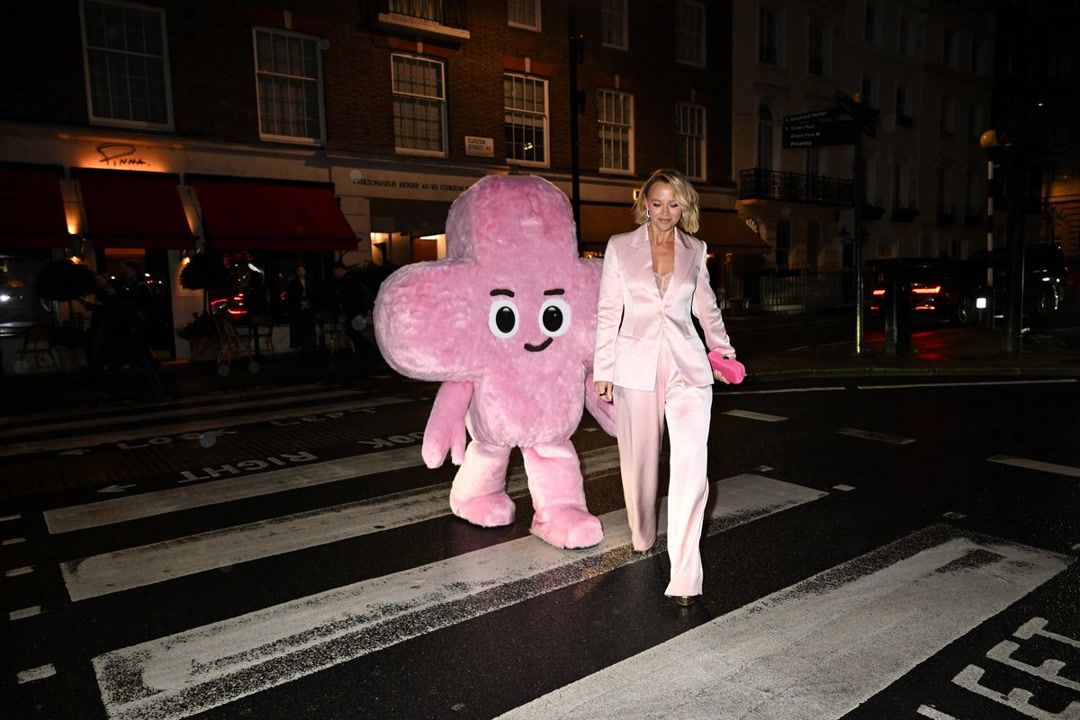 Girls Aloud's Kimberly Walsh spotted with mysterious pal no-one can ...