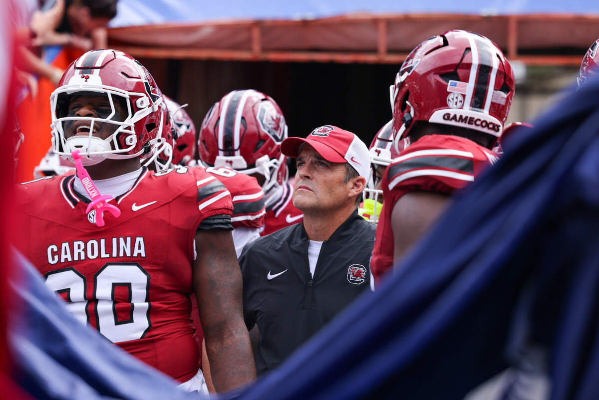Gamecocks were 'bouncing off the walls' at Florida halftime. Why Beamer ...