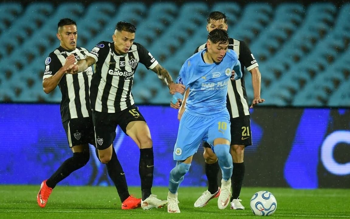Atlético leva susto no fim, perde para o City Torque, mas vai à final ...