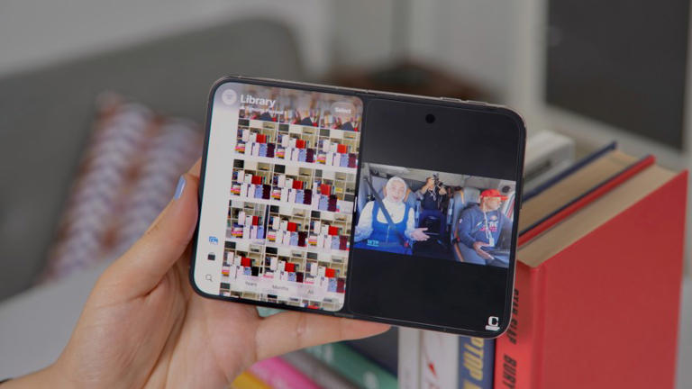 7 iPhone duo apps that take full advantage of the new foldable phone