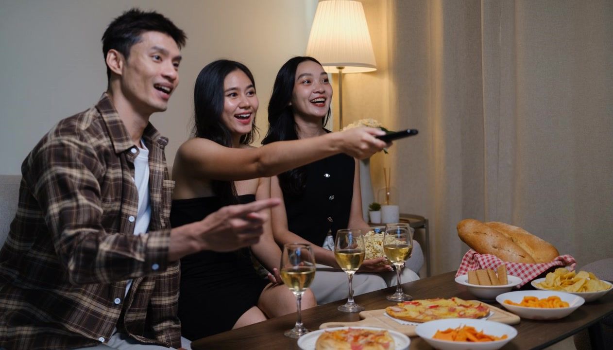 Throw a Pinterest-worthy watch party on a Dollar Tree budget without ...