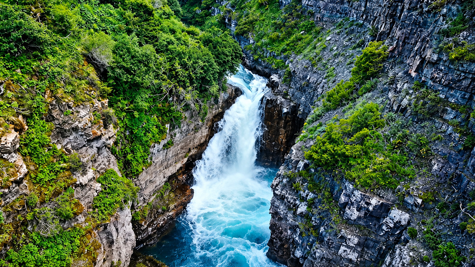 Kazakhstan's rugged canyon hides a remarkable waterfall