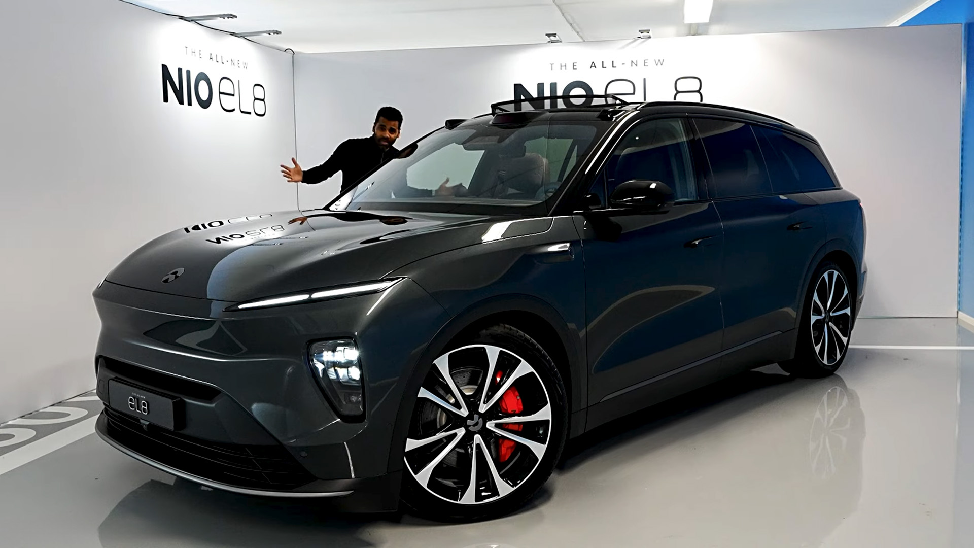Detailed walkthrough tour of the Nio EL8 flagship electric vehicle