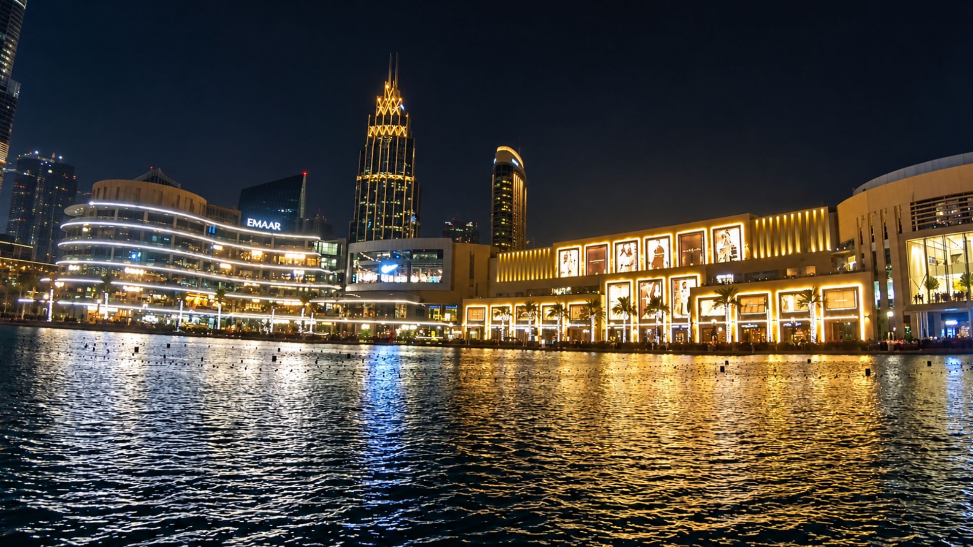Dubai fountain at night with Burj Khalifa views (4K)
