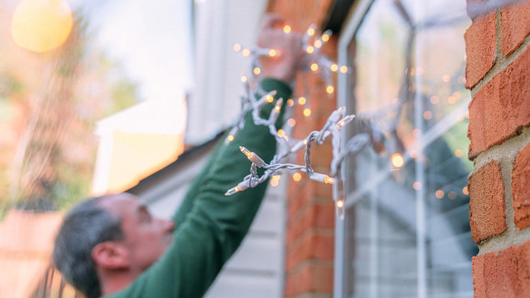 From holiday decor to fall fashion, these under $25 Amazon finds are up ...